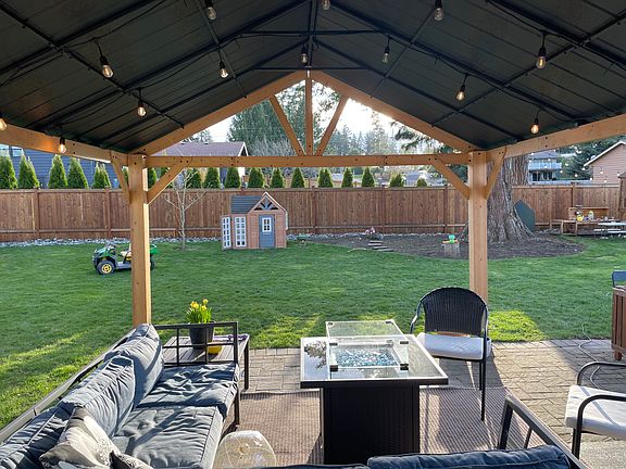2nd image of 8930 Cascadia Ave