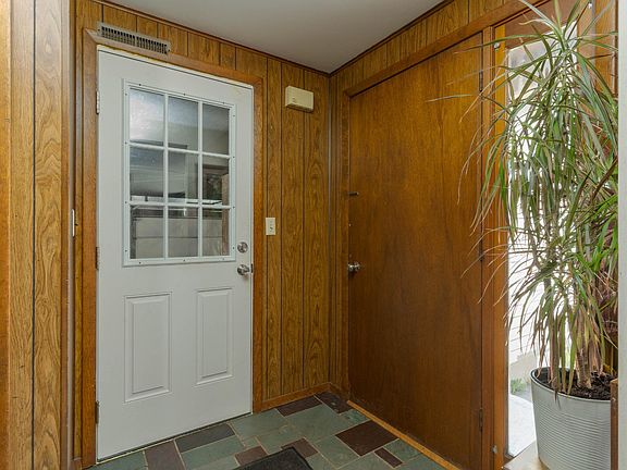 2nd image of 274 N Angeli Rd