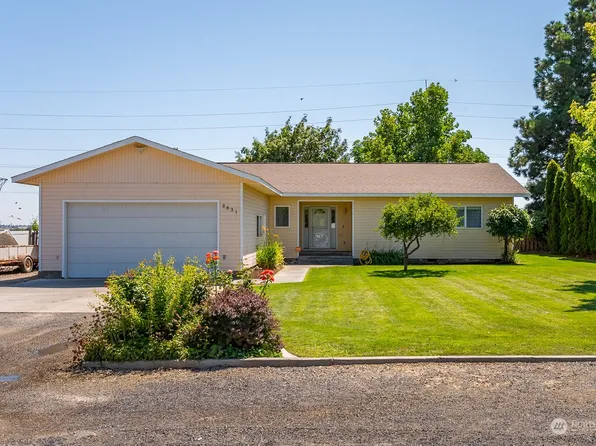 8831 NE Hillcrest Drive, Moses Lake, WA 98837