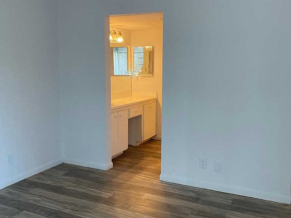 4th image of 2145D White Pine Cir