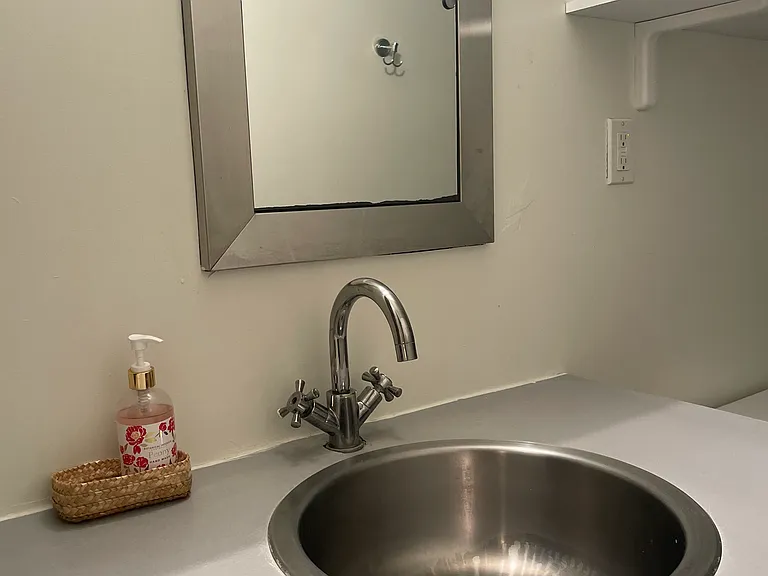 1466 S Canfield Ave #4 — Photo 10