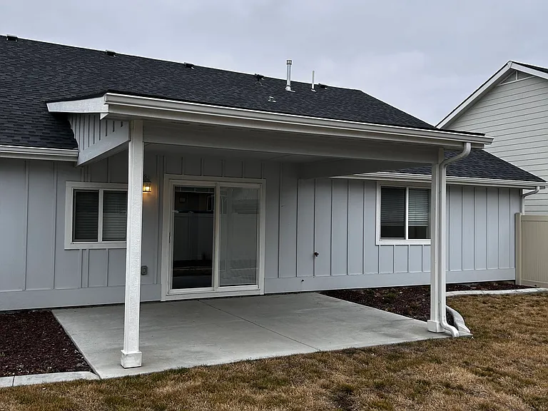 9585 W Sussex St — Photo 16