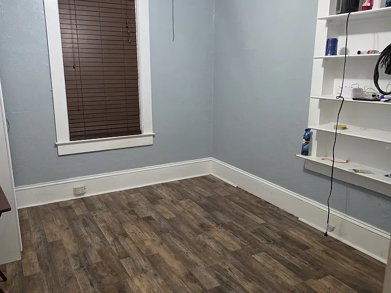 9 W Herrick Dr #1 — Photo 8