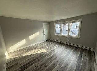 12 Hunnewell Rd, Worcester, MA 01606