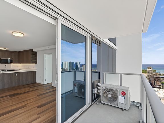 5th image of 1515 Liona St #3902