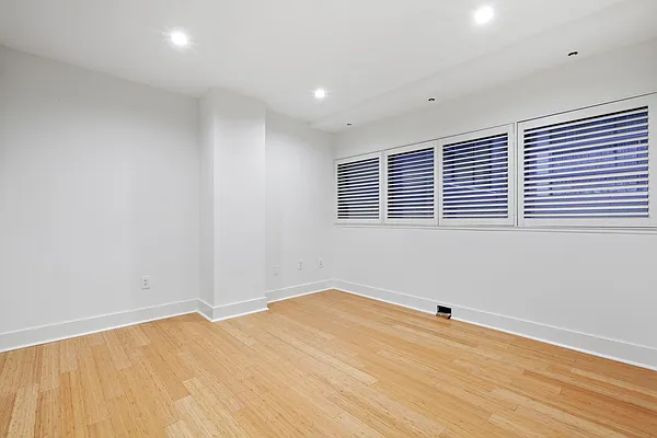 Sold by Douglas Elliman | media 22