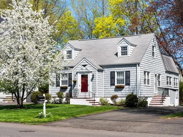 65 Maple Street, Darien, CT 06820