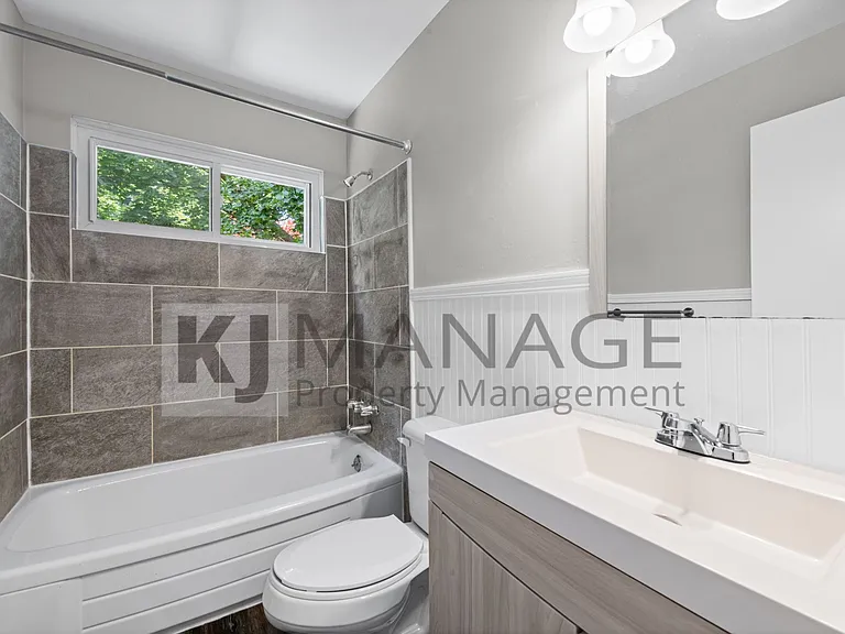 20436 Inkster Rd — Photo 14