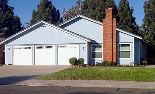 1st image of 1224 Saturn Ave