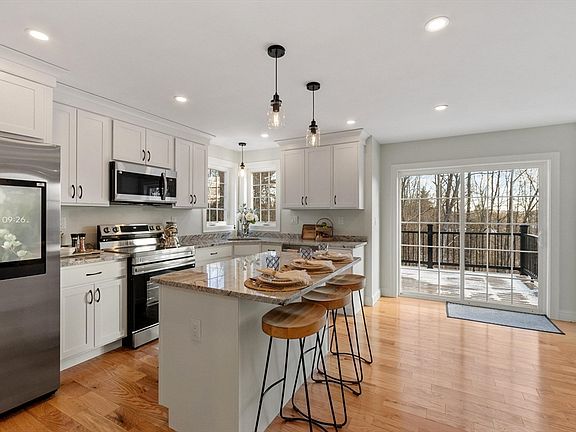 2nd image of 72 Cottage Ln #2FAM