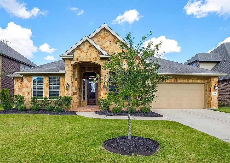 1st image of 19411 Stanton Lake Dr
