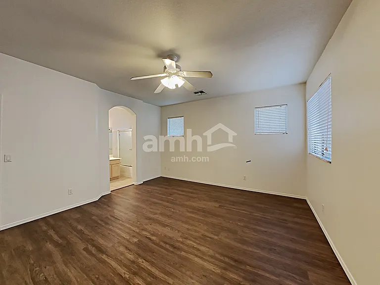1231 S Amador — Photo 10