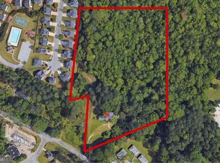 8288 Chicago Ave, Douglasville, GA 30134