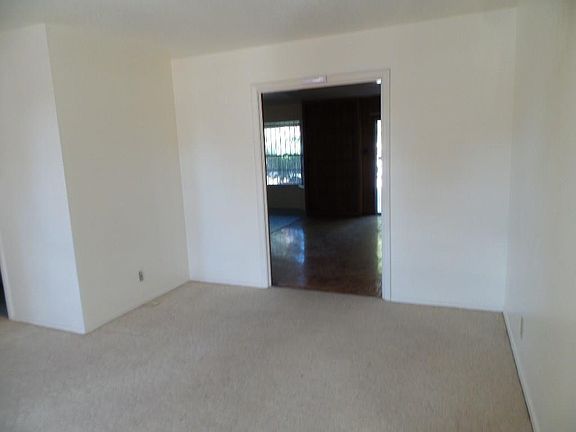 5th image of 8521 Morley Dr