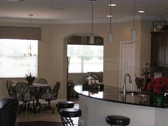 5th image of 26701 Manassas Dr