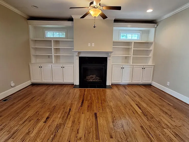168 Blackwater Dr — Photo 2