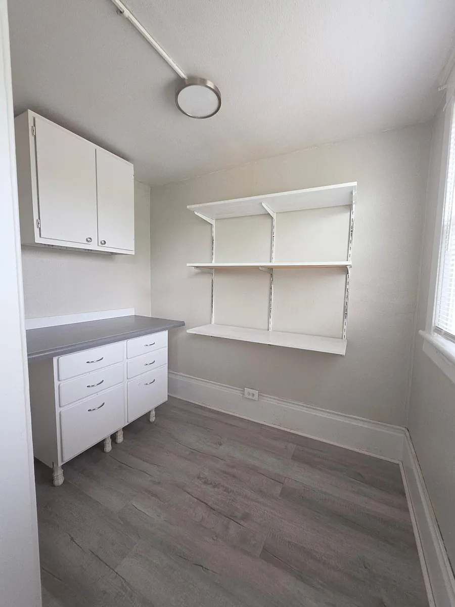 Building Photo - 420 Riverland Rd SE #B
