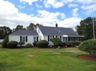 59 Fountain St, North Smithfield, RI 02896
