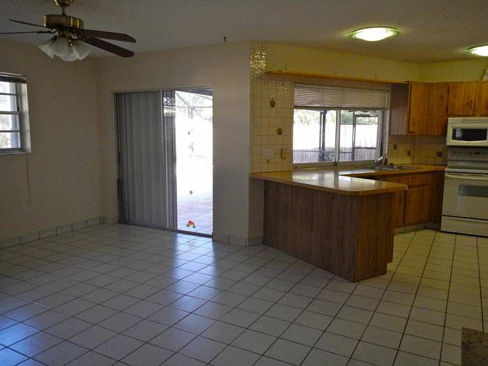 2nd image of 672 SE Keyes St
