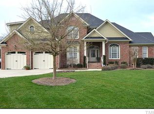 3105 Whitehart Ln, Apex, NC 27539