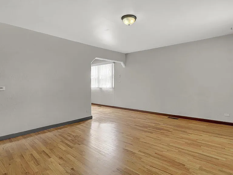 623 Iowa Ave — Photo 5