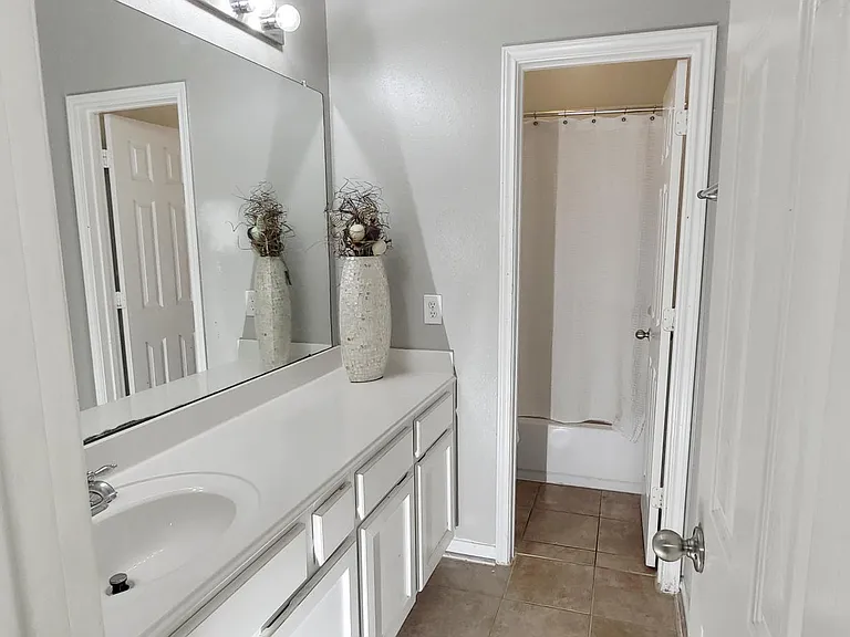 19230 Mustang Pointe Ln — Photo 23