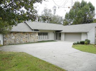 306 Chatuga Ln, Loudon, TN 37774