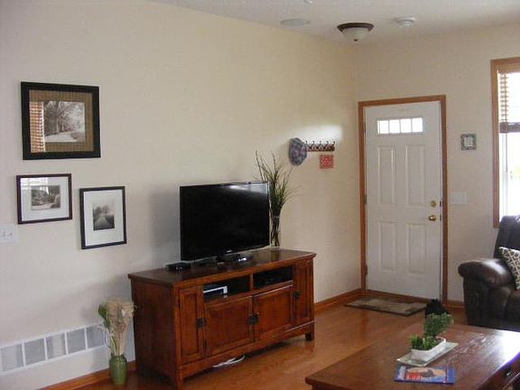 5th image of 13428 Europa Ct N Unit 3