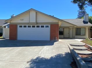 1321 Lois Ln, Suisun City, CA