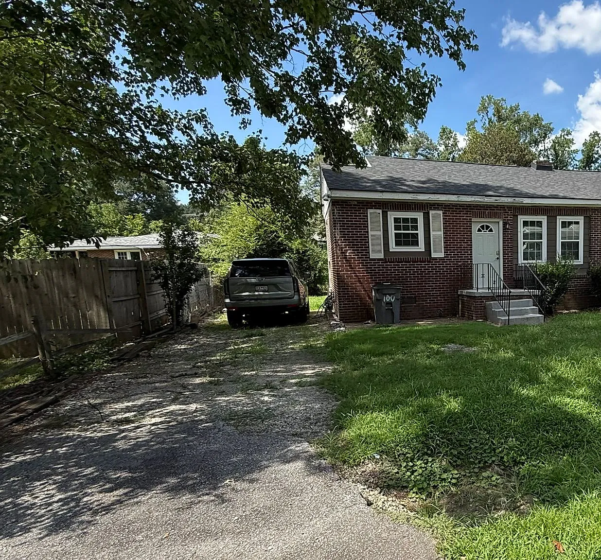 2 bed, 703 sqft, $1,100 — Photo 2