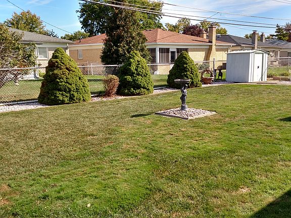 4th image of 33462 Clifton Dr