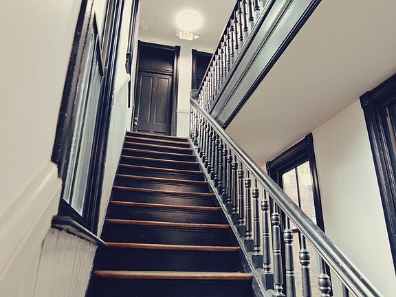 5th image of 30 W Court St APT 302