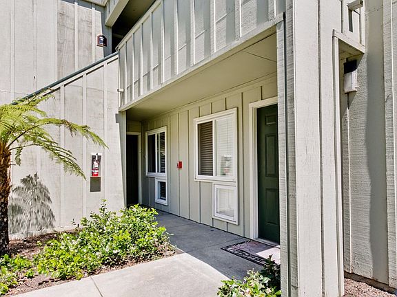 2nd image of 134 Monte Verano Ct