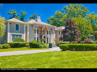 31 Oakes Rd, Rumson, NJ 07760