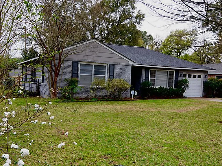 9629 Panola Way — Photo 2
