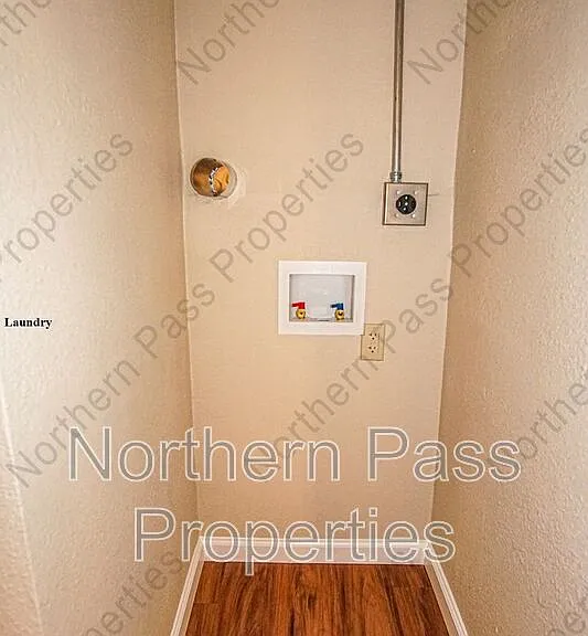 6155 Cleveland Ave #BACK HOUSE — Photo 7