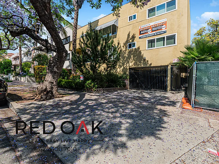 1016 N Edinburgh Ave #9 — Photo 21