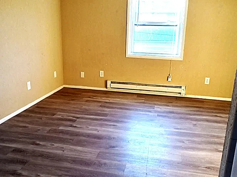 41 Railroad Ave #1 — Photo 4