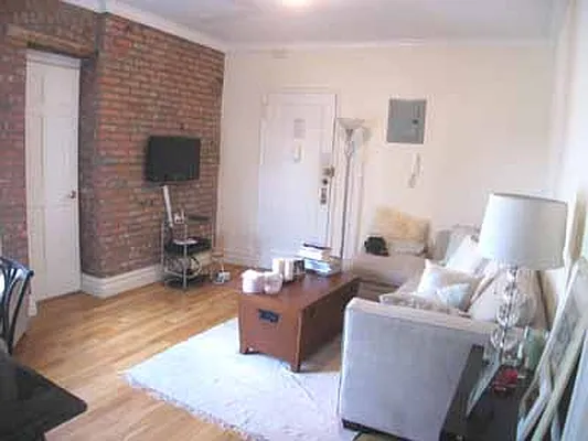 Rented by New York Quality Living Downtown | media 26