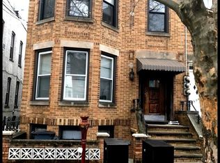 6048 Gates Ave, Ridgewood, NY 11385