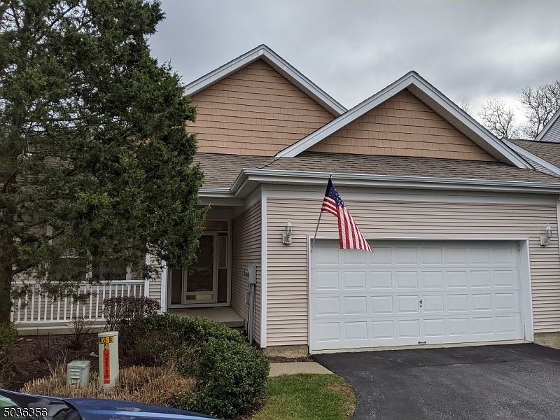1st image of 65 Tannery Hill Dr