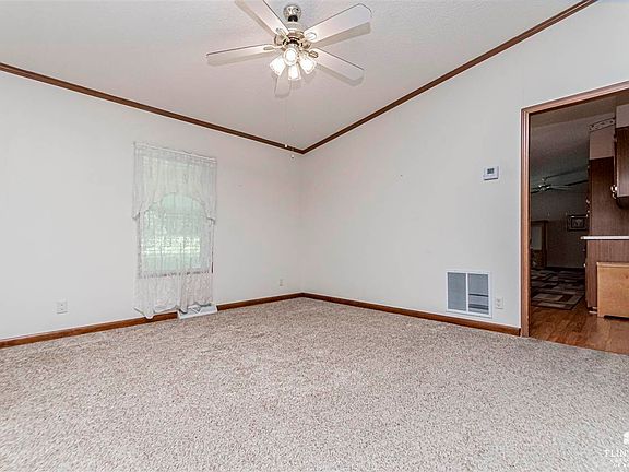 4th image of 187 E Grandview Dr