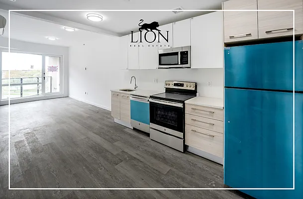 Rented by The Lion Real Estate | media 9