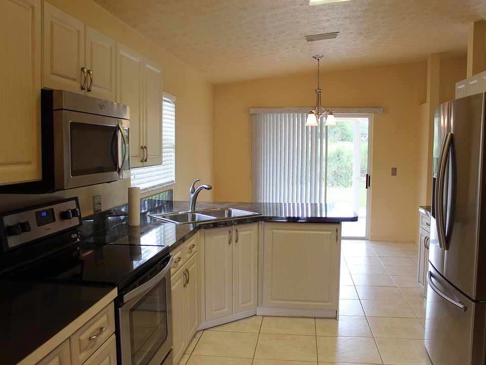 5782 Travelers Way, Fort Pierce, FL 34982 Zillow