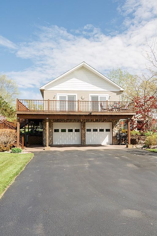 43280 Martusewicz Ln - Property Image