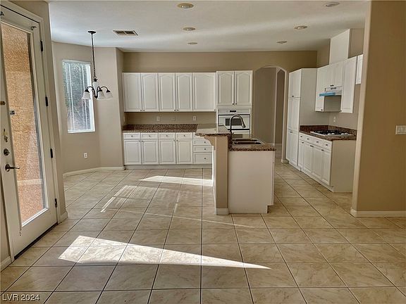 5th image of 8917 Waltzing Waters Ct