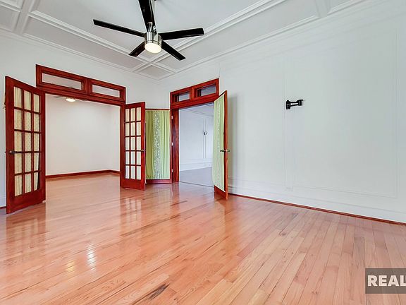 5th image of 3679 Broadway #62