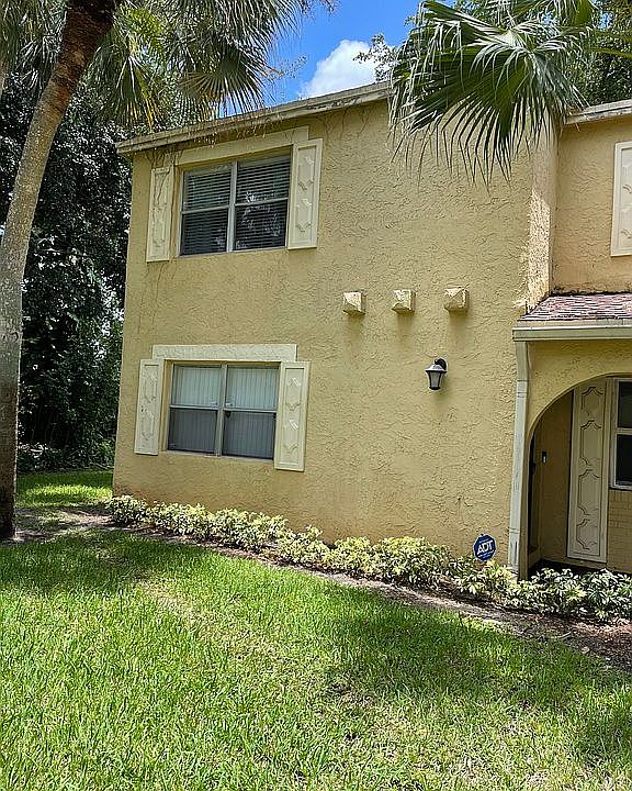 1st image of 10717 La Placida Dr #1