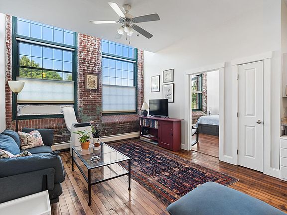 2nd image of 30 Lincoln Street #105