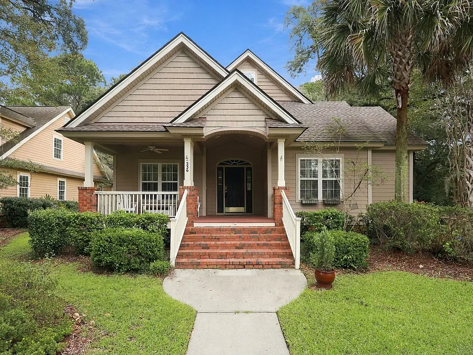 236 Ainsdale Dr